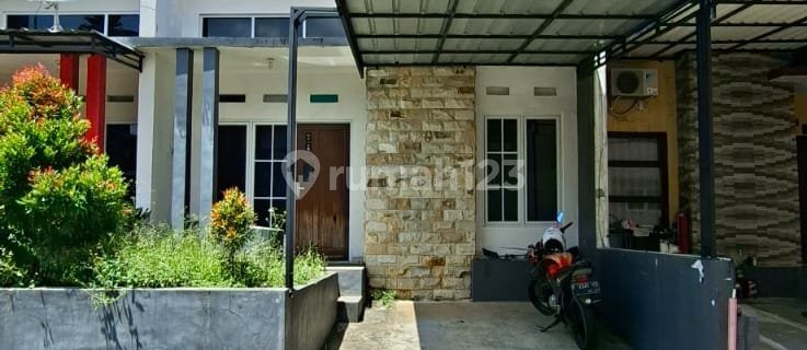 For Sale Quick House Take Over Ready to Live Near Cibinong Regency Office Super Large Access, Great Location 1