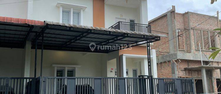 Rumah 2 Lantai Dharma Bakti Pekanbaru Minimalist Fully Furnished 1