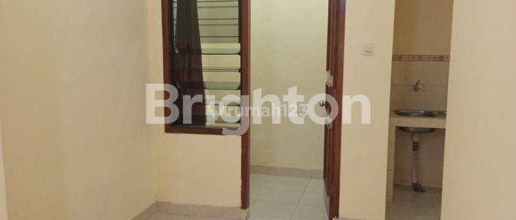 RUMAH BAGUS DI DAERAH TANJUNG DUREN JAKARTA BARAT 1