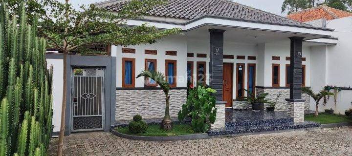 Rumah 1 lantai Pangauban Garut cocok untuk vila halaman luas 1