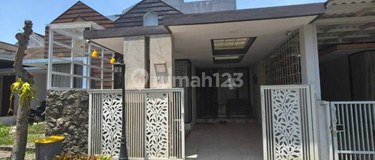 Ready-to-Occupy Fully Furnished House in Grand Permata Jingga Pakis Malang 1