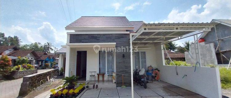 Rumah Modern Dalam Cluster Dekat Ibarbo Park Jl Magelang Km 14 Sleman 1