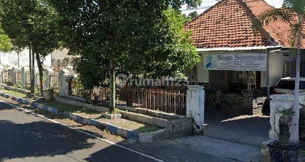 Potensi utk Usaha, Rumah dgn Tanah Luas di Gatot Subroto Kota Probolunggo 1