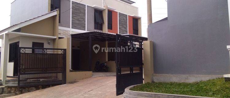 Rumah dua lantai Ready stock di rawa lumbu 1