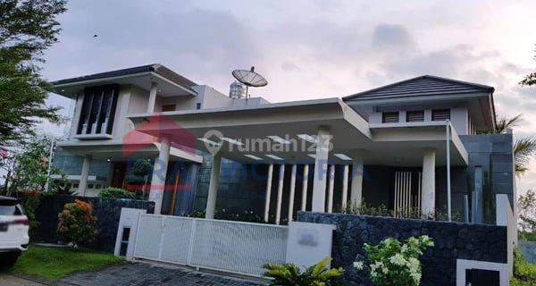 Disewakan Rumah Mewah Araya Lengkap Swimming Pool Dan Furnish 1