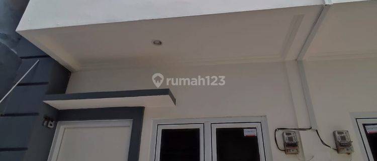 Rumah murah akses bagus di jakarta timur utan kayu SHM 2 lantai  1