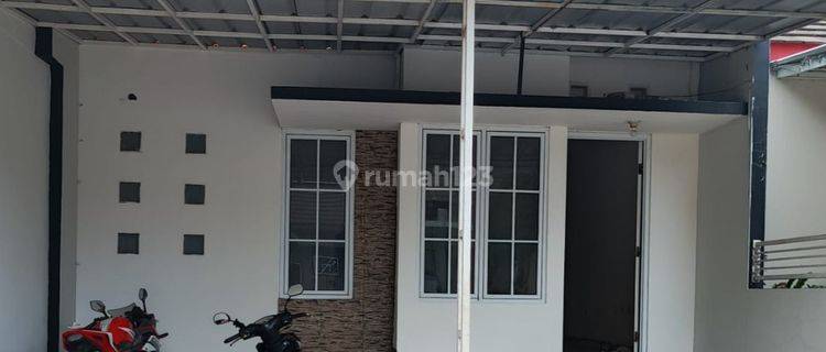 Disewakan Rumah 1.5 Lantai Di Cibubur Dekat Tol 1