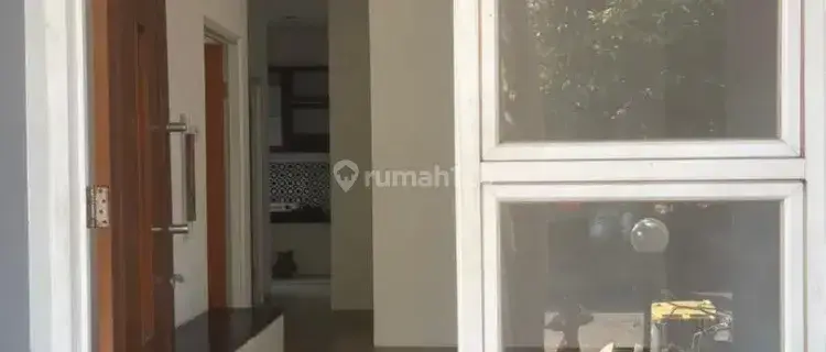 Rumah Kontrakan Bagus Unfurnished di Dekat Tip Top Ciputat, Tol Serpong Cinere, Tangerang Selatan 1