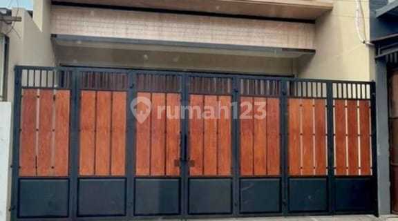 For Sale: Poris Indah 6X12 Shop House, 2½ Floors 1