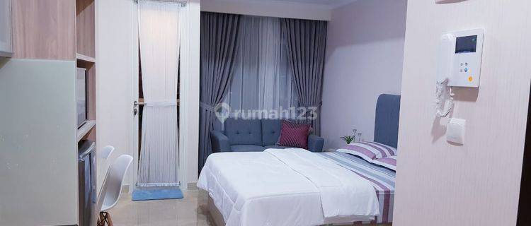 Sewa Apartemen Mewah Menteng Park Cikini Tipe Studio Full Furnish 1