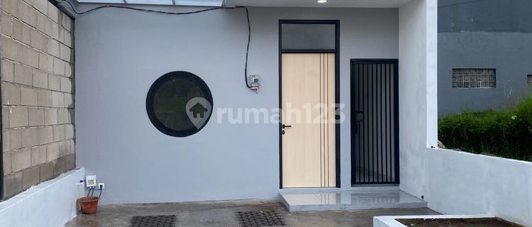 Modern 2 Bedroom House Near Polband with Canopy Bonus 1