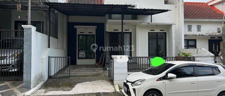 Rumah SHM di Villa Puncak Tidar dengan perabot 1