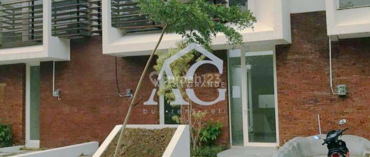 Rumah Modern Siap Huni di The Oz Tidar Malang 1