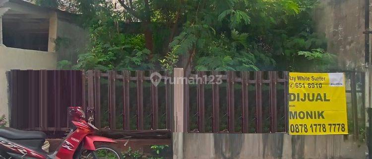 Rumah Tua, hitung Tanah di Garden 90 m² 1