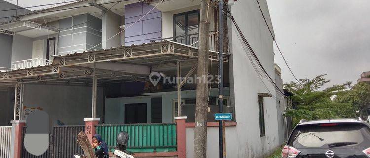 Di JUAL RUMAH 1½ LANTAI DI TAMAN ROYAL  1 KOTA TANGERANG 1