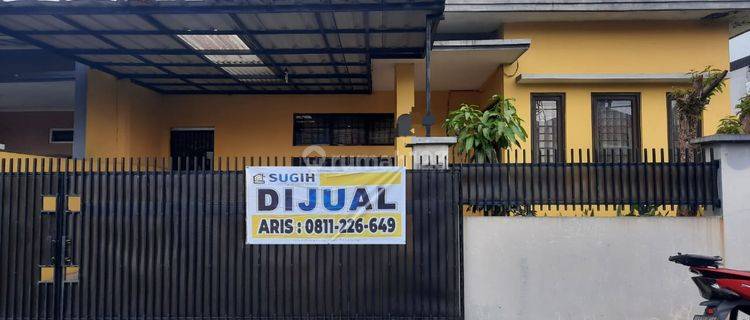 Rumah Bagus Murah Layout Nyaman 2 Lantai Dalam Komplek 1