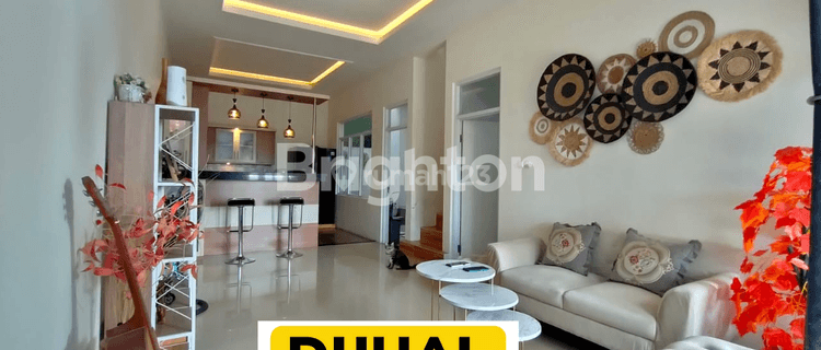 RUMAH  2 LANTAI BARAT LUWES GENTAN 1