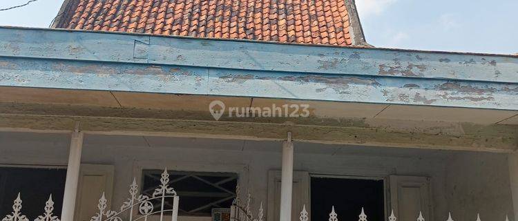 Dijual Rumah Jl. Kapasari Pusat Kota, Dekat Jalan Kalianyar, Smak Petra 2, Pusat Grosir Kapasan, Raya Kenjeran, Suramadu  1