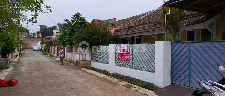 For Quick Sale: 1-Story House in Pondok Duta 2, Depok 1