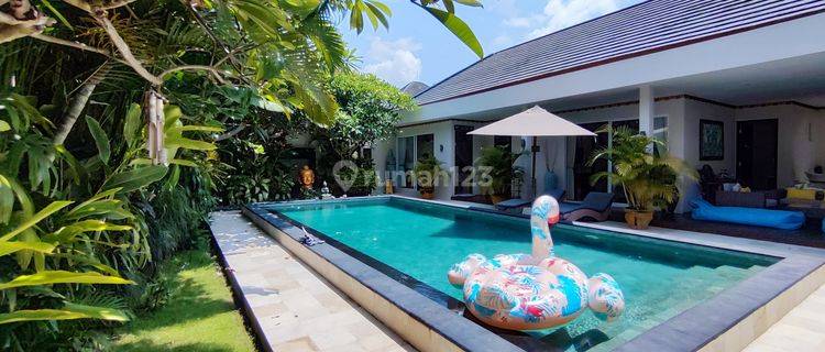 Villa Seminyak For Rent  1