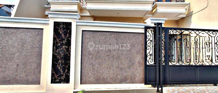 Brand New House 2 Lantai Siap Huni Jalan Lebar Di Cipinang Muara 1