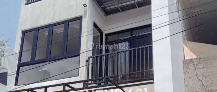 Rumah Baru Minimalis Modern 3 Lantai Murah Kopo Permai Bandung 1