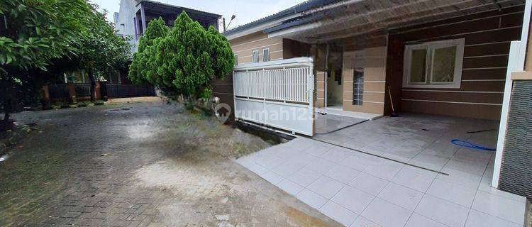  Rumah Mewah  Metland, Hook, Jual cepat 1