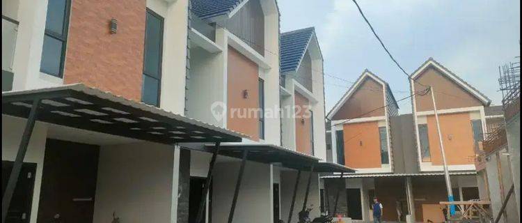 Rumah Cluster Cantik harga Terjangkau dan Strategis di Jakarta  1