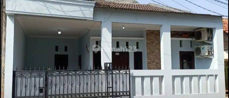 Dijual Rumah 2 lantai Rapih dan Bagus di Lokasi Strategis Banget 1