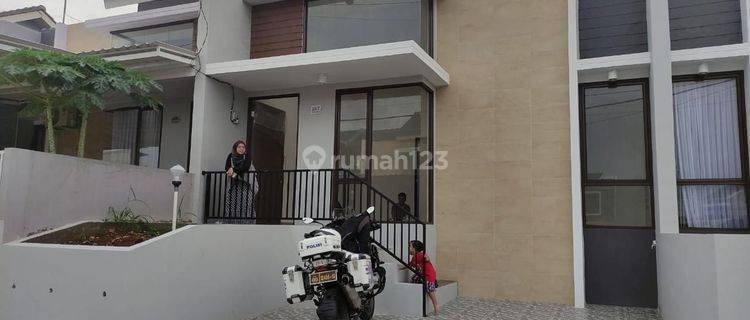 Dijual Rumah Murah siap Huni bisa Take Over Kredit di Cimanggis 1