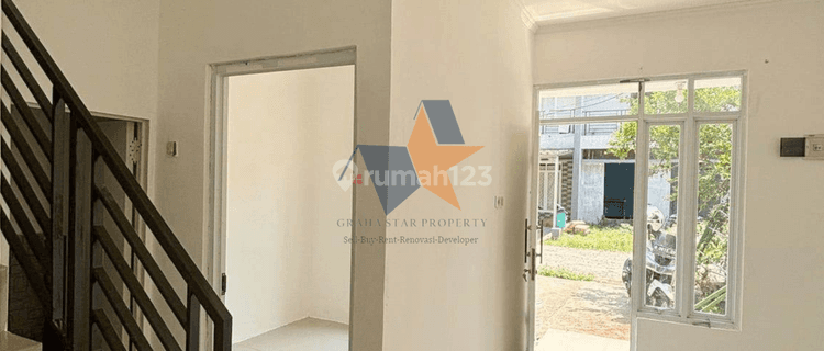 Hot Sale, Jual Butuh Dijual Cepat BU Rumah 2 Lantai di Mini Cluster Adipati Belakang Graha Raya Bintaro 1