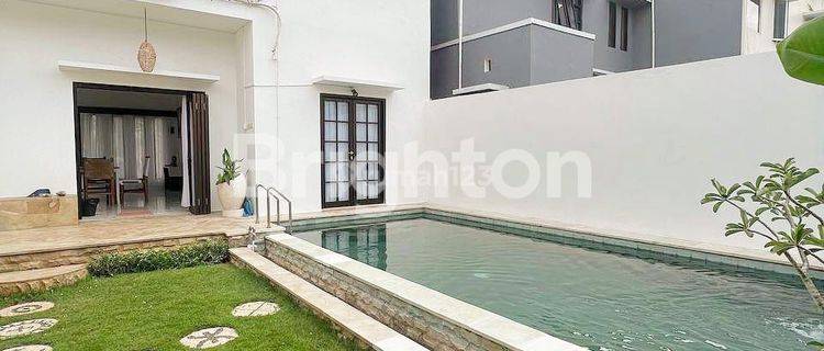 Villa Cantik Dengan Pool Dalam Perumahan One Gate System 1