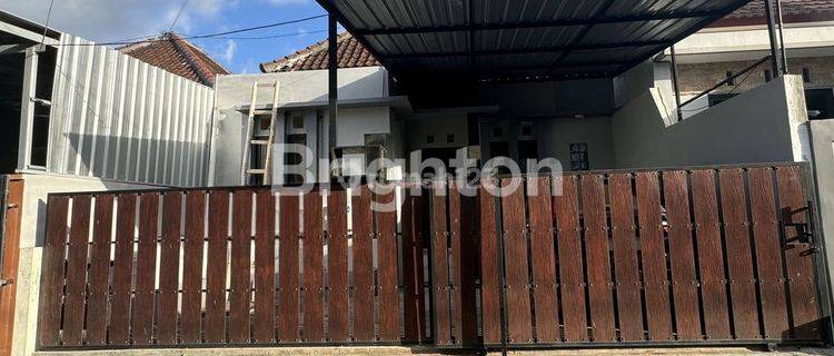 Rumah Cantik Semi Furnished Dalam Perumahan di Kutuh 1