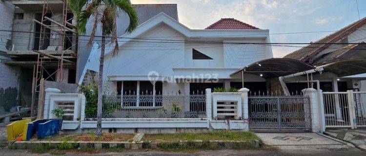 Rumah Dharmahusada indah utara  STRATEGIS row 3 mobil, GRANIT, JATI Garasi, carport, akses pembantu 1