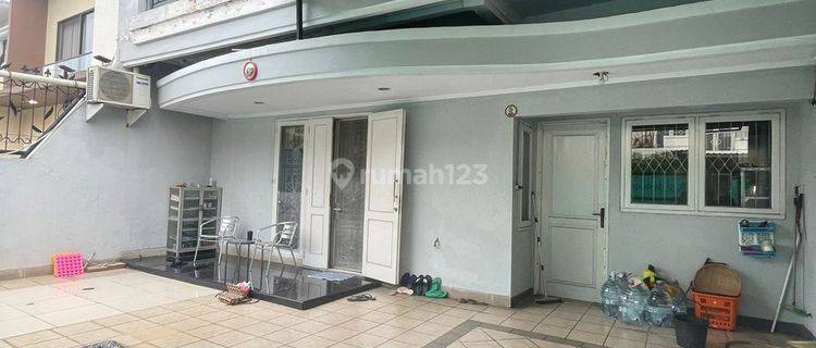 Dijual Rumah PIK Taman Grisenda 2Lt Uk 171 m² at Jakarta Utara 1