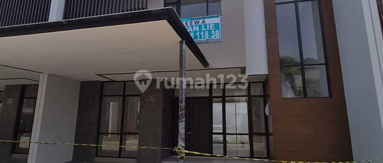For Rent: Spr02049-Cll House, Kuningan Village, Boulevard Pik 2, 2 Floors, Size 10x20 m², At Tangerang 1