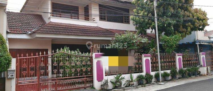 Dijual rumah dalam lingkungan kompleks yang nyaman di Duren Sawit Jakarta Timur 1