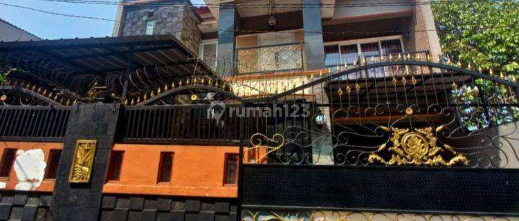 Dijual rumah dalam lingkungan nyaman di Jatiasih Bekasi 1