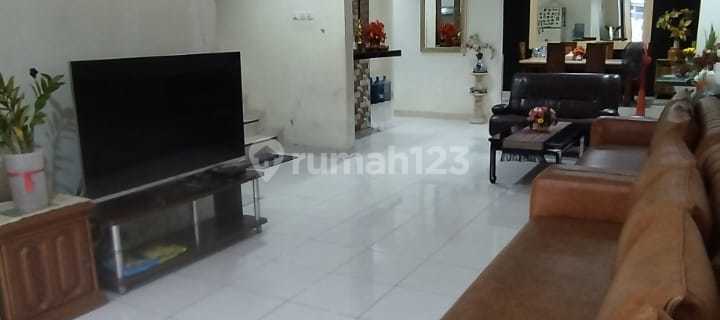 For Sale House in Aralia Cluster Harapan Indah Bekasi 1