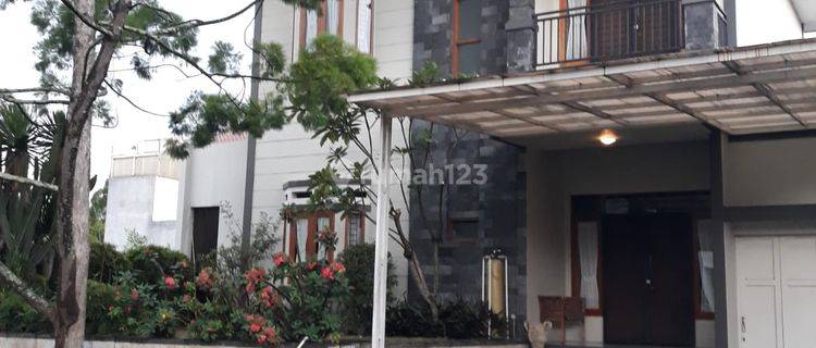 Mewah Furnished 2lantai Kt4+1 Lb250 Lt350 Km3+1 Ac Wh 1