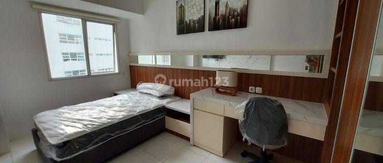 Disewakan Murah Apartemen Berkeley 2 Kamar Tidur Bagus Furnished 1