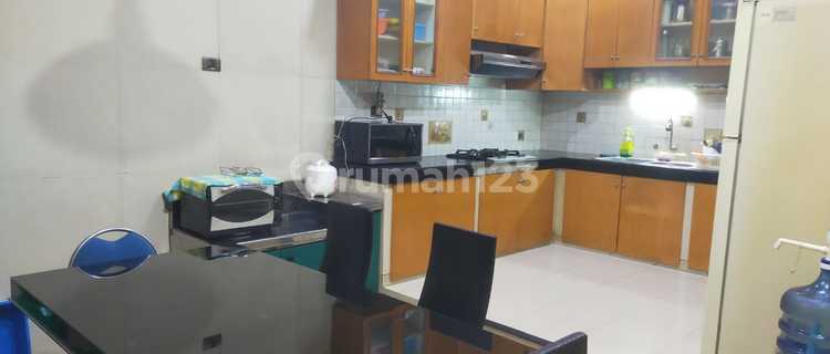 Nice House 7 Meters Wide in Sunter Complex Negotiable Until Deal 1