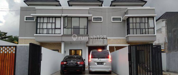 Rumah Luxury Semi Furnish Di Jatiluhur Jatiasih  1