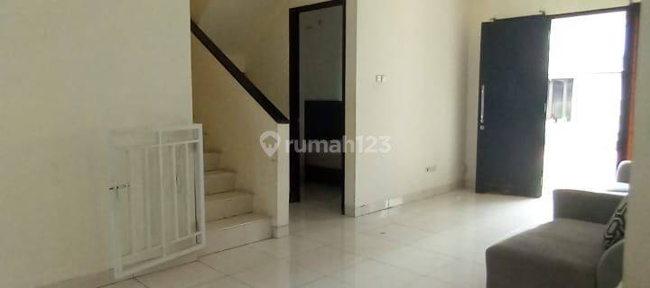 disewakan rumah melia residence graha raya  1