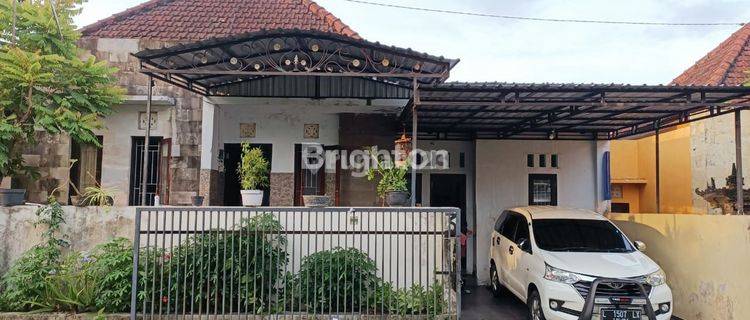 Rumah cantik disewa atau dijual 1