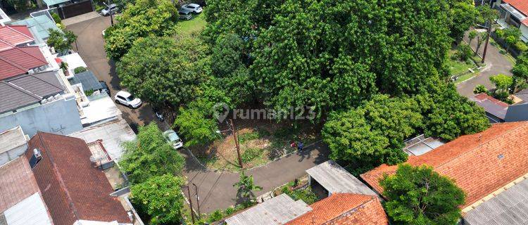 Rumah Tua Lebak Bulus Dalam Kompleks 1