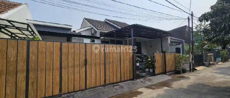 Rumah Minimalis Strategis di Komplek Saturnus Buah Batu Bandung 1