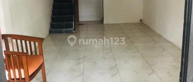 Strategic 2-Story Shop House for Rent on Main Road Juanda Dago Bandung 1