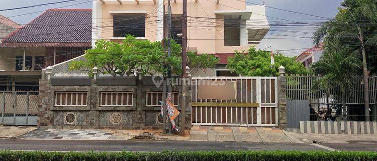 Dijual Cepat Rumah 3 Lantai Modern,di Pondok Kopi,duren Sawit Jaktim 1