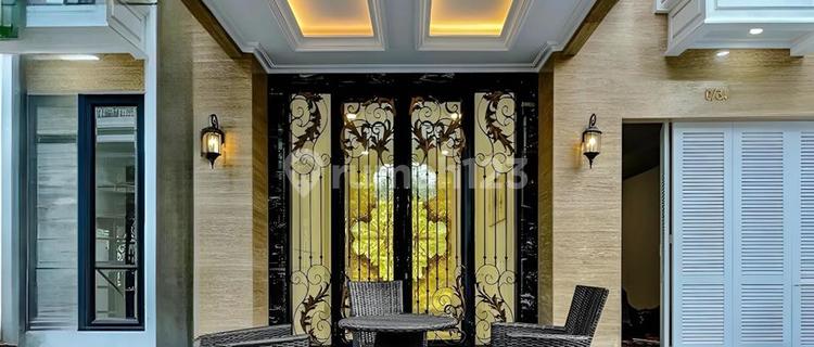 Luxury 2-Story House in Kelapa Gading 1